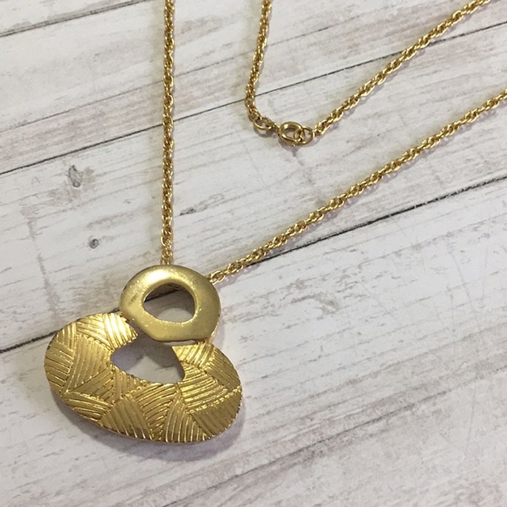 Vintage Gold Tone Pendant Necklace Art Deco